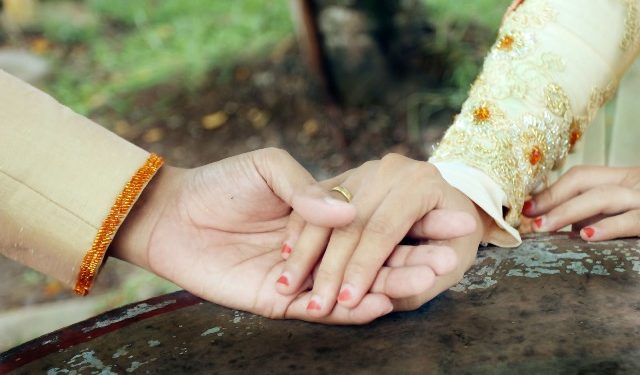 Urusan Seks seharusnya Dinikmati Suami Istri
