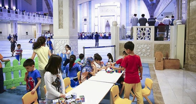 Masjid Ahmet Hamdi Akseki di Ankara Turki yang Ramah Anak