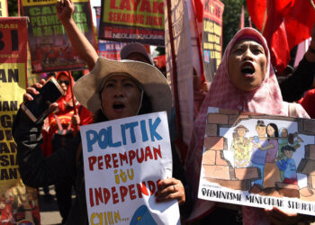 aksi, perempuan