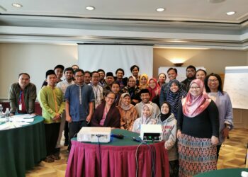 interpretasi teks untuk kesetaraan