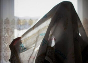 Islam memuliakan perempuan