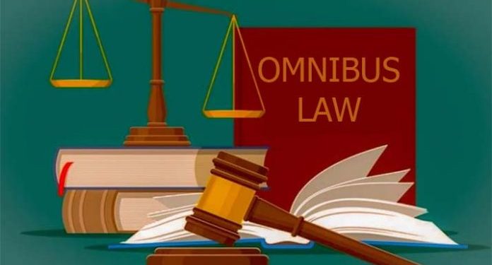 Omnibus Law, Bukti Pemerintah (Masih) Abai Terhadap Kemanusiaan Perempuan