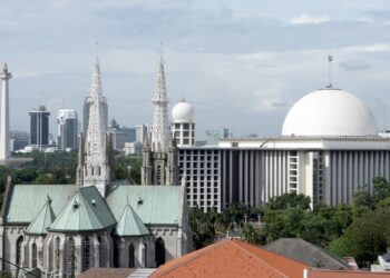 Hukum Shalat di Gereja